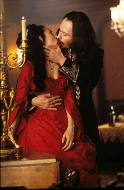 Gary Oldman and Winona Ryder in 'Bram Stoker's Dracula'